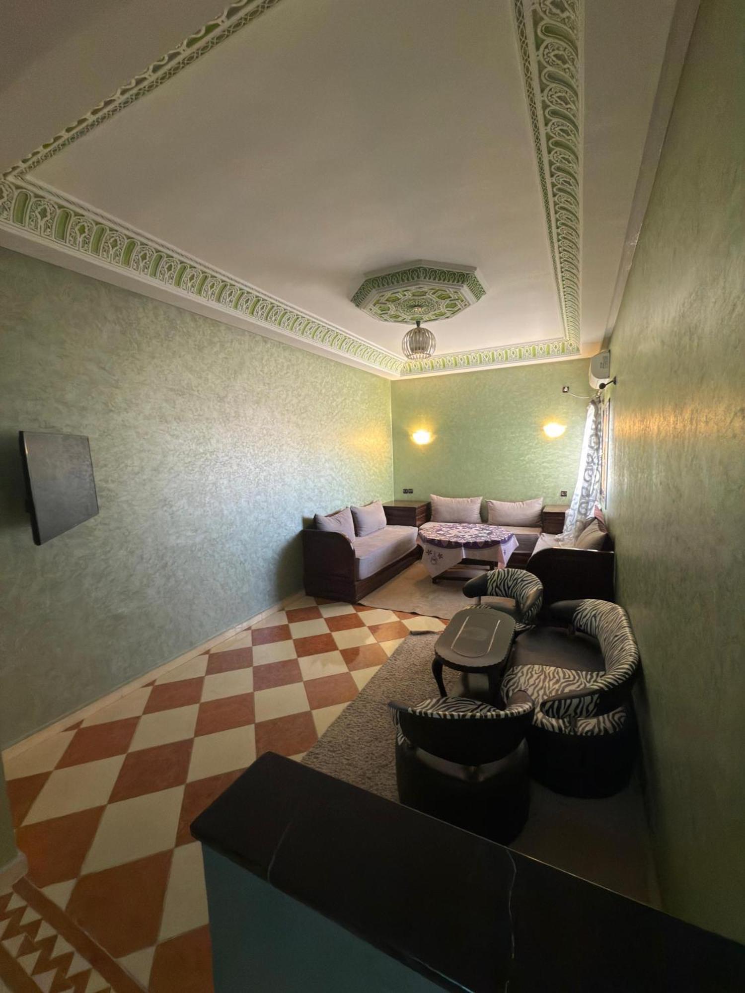 Residence Dikre Ouarzazate Ruang foto
